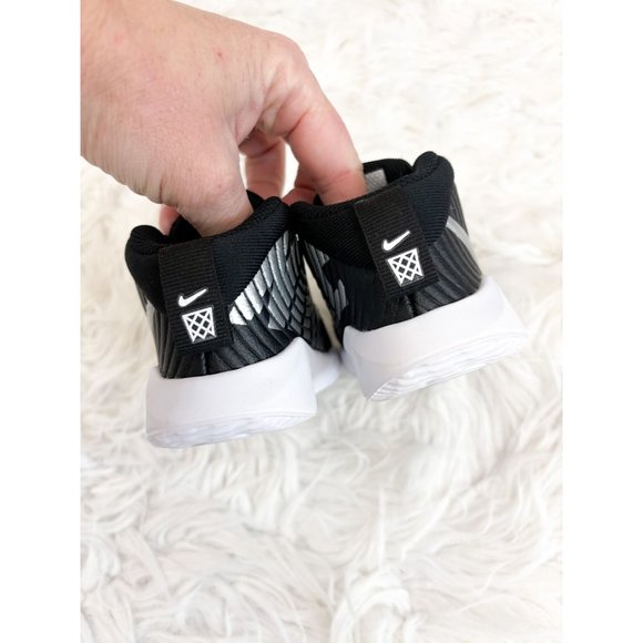 Nike Team Hustle D 9 Black White High Top Sneakers Toddler Size 5 - Picture 5 of 6